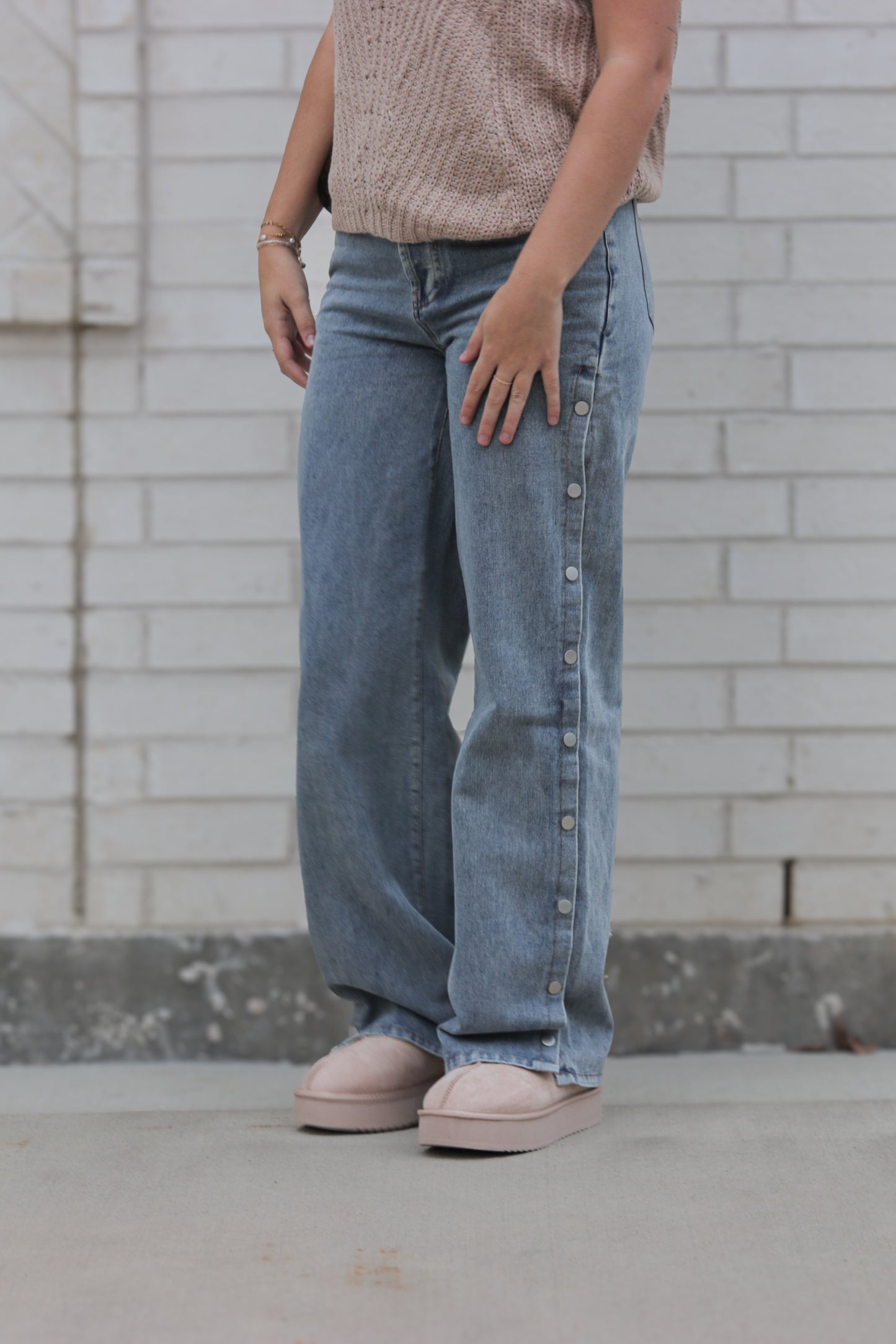 Mid-Rise Jean with Buttons